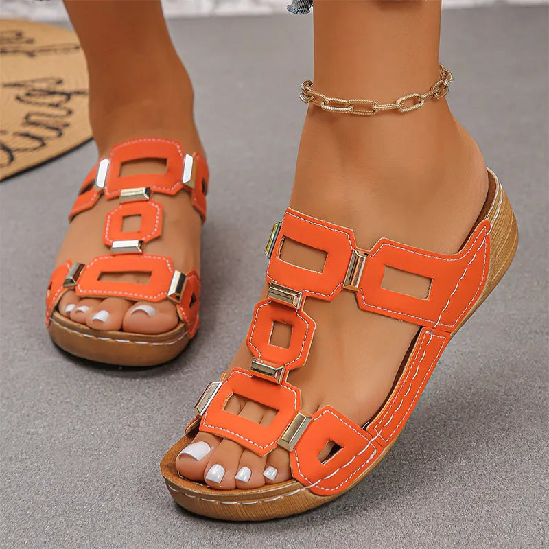 👡【Wygodne, brak zmęczenia podczas chodzenia】Sandały w stylu retro na platformie i koturnie (ortopedyczne)
